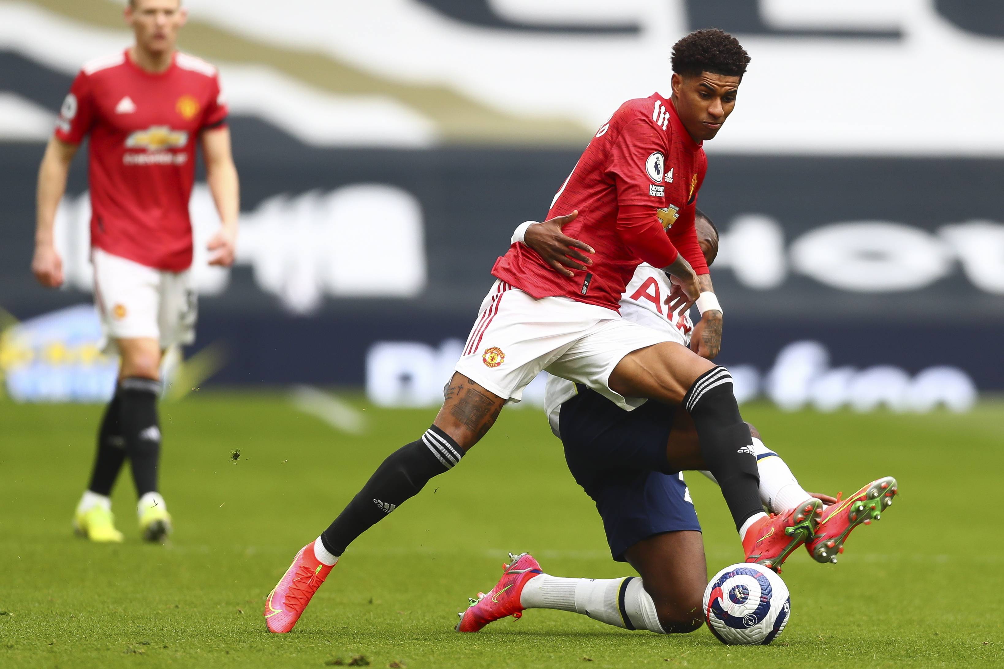 强势爆发 强势爆发